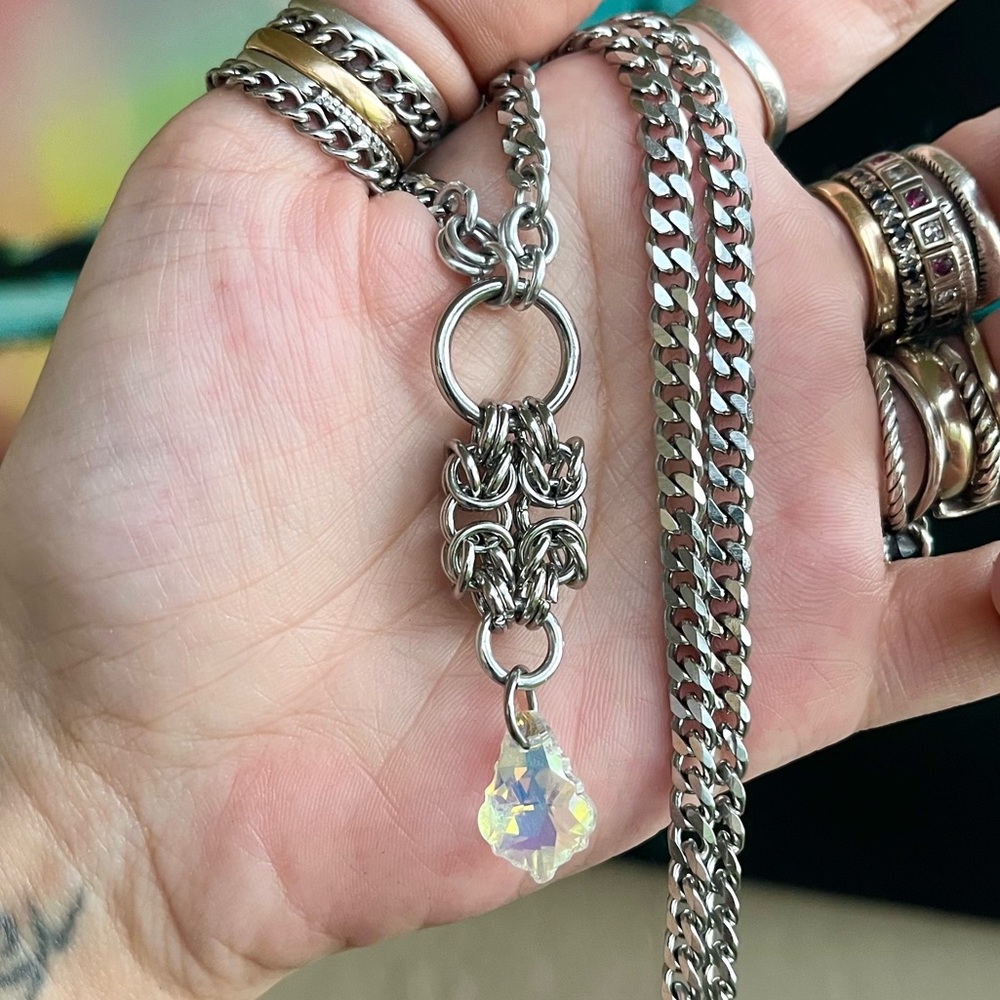 Handmade maille necklace iridescent yellow austrian crystal celtic goth boho - Picture 12 of 13